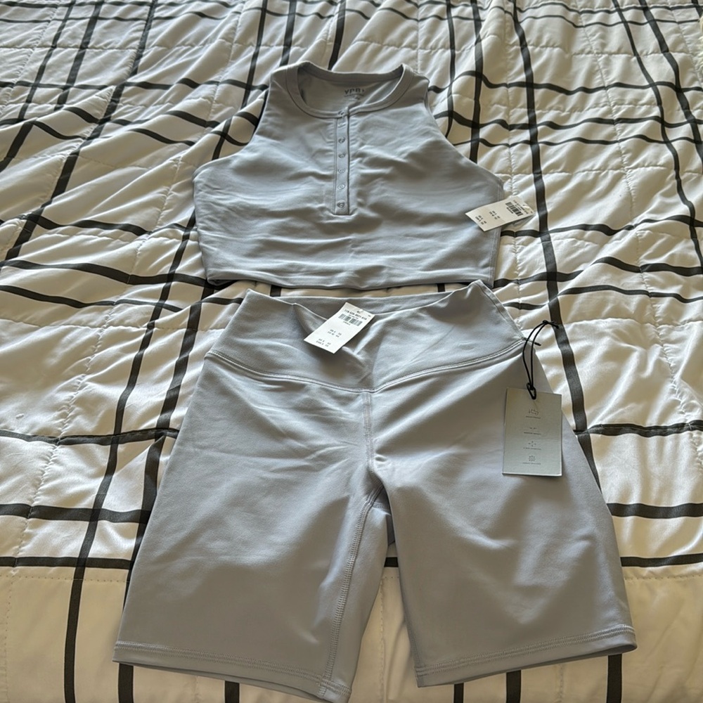 Brand new matching Abercrombie set